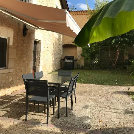 Le Clos De Charroux 度假居 *